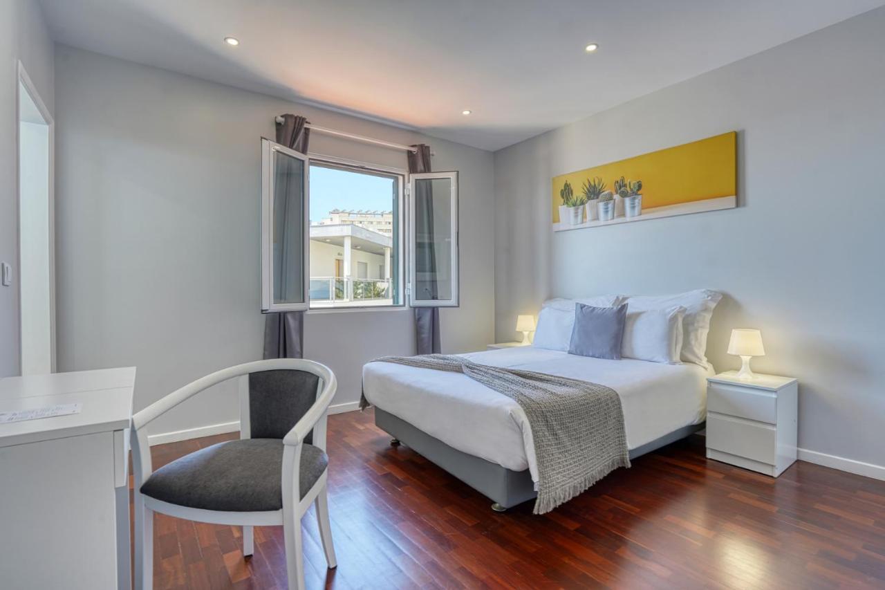 Vila Camacho Guest House ฟุงชาล ภายนอก รูปภาพ